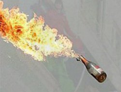 Yediveren Derneği'ne molotoflu saldırı