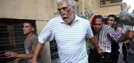 Bu da Mısır`ın satılmış sanatçısı!