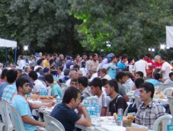 Müftülük çadırına yoğun ilgi