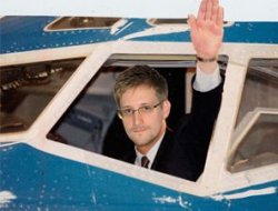 İran'dan Snowden'a teklif