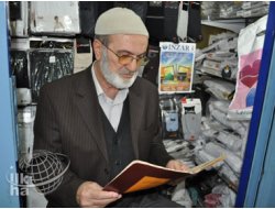 72 Yaşında Kur'an Okumaya Başladı