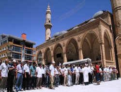 Mısır'daki katliama Mardin'den protesto