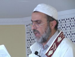 "İslam Ümmeti kalbine sahip çıkmalı"