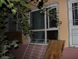 Halk teravihte, hırsızlar iş başında