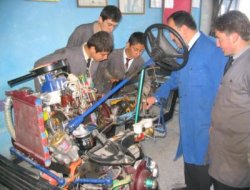 Meslek liselerinde `düz lise` sınıfı