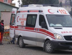 Beşiri'de kapılarına dayanan genci silahla öldürdü