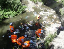 Bu kez Bitlis Belediyesi halka sitem etti!