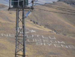 "Dağlarda yazılan ırkçı yazılar kaldırılsın"