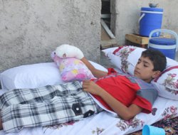 Maytapla yaralanan çocuğun iki parmağı kesildi