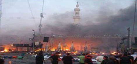 Mısır'da Darbeciler Rabia Camii'ni yaktı