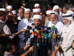 Filistinli Alimler Mısır'daki katliamı lanetledi