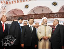 "Camiler Namazdan Önce Açılıp Sonrasında Kapanmamalı"