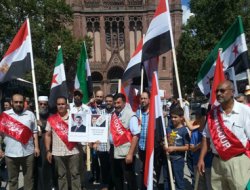 Almanya'da Mısır'a destek eylemleri sürüyor