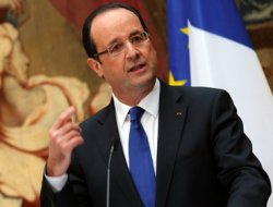 Hollande: Mısır’daki şiddet, kabul edilemez