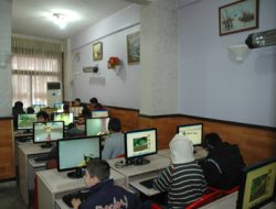 Bilgisayar kullanmaya 8 yaşında başlıyoruz