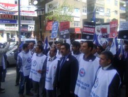 Eğitim-Bir-Sen'den Hükümete Protesto