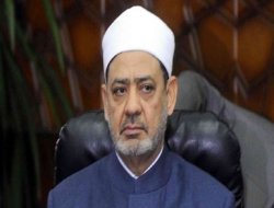 Ezher Şeyhi Darbe Olduğuna İnanmıyor