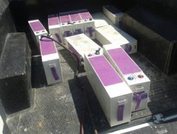 Akü hırsızları yakalandı