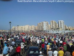 Milyonların "Devrim" yürüyüşü sürüyor