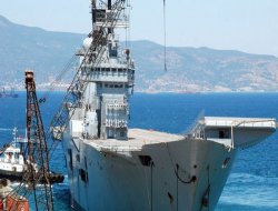 ABD, bir savaş gemisi daha gönderdi