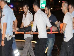 Minibüs dereye uçtu: 12 yaralı