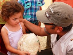 İHH'nın Suriye'ye ekmek yardımları sürüyor