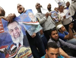 Mısır Yine Meydanlara İndi