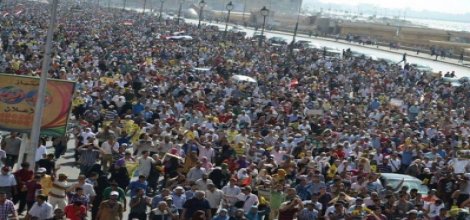 Mısır'da yapılan darbeye duyulan öfke dinmiyor