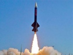 Suriye'ye füzeli saldırı