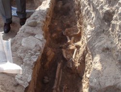 Cizre İç kalede 20 insanın iskeleti çıktı