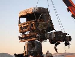 Zaho'da yanan TIR'lar Nusaybin'e getirildi