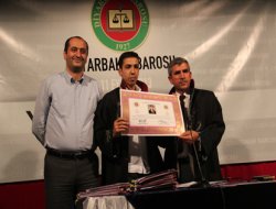 Çiçeği burnunda avukatlar yemin etti