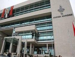 Anayasa Mahkemesi'nde büyükşehir mesaisi