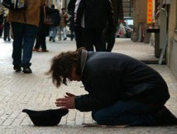 Avrupa yoksulluğa doğru yol alıyor