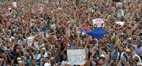 Mısır`da halk olağanüstü hale karşı sokaklarda