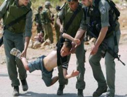 Siyonistler bir yılda 220 çocuğu tutukladı