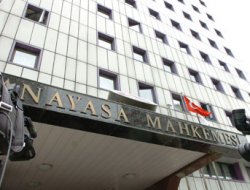 CHP, alkol düzenlemesini AYM`ye götürdü