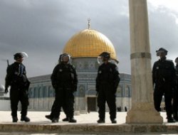 Mescid-i Aksa'ya Yönelik İhlaller Sürüyor