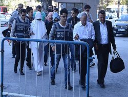 Böcek skandalı şüphelilerinin tamamı serbest