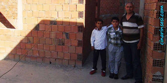 Engelli vatandaş yarım kalan evi için yardım bekliyor