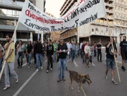 Yunanistan'da şok gözaltı