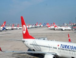 THY uçağına kuş çarptı