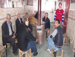 Bingöl de kış soğukları erken başlayınca sobalar kuruldu