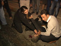 Otomobil motosiklete çarptı: Bir yaralı