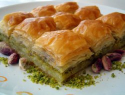 Baklavada fıstık yerine bezelye!