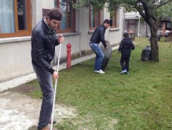 İtalya'da Mevlana Camiinde Bayram temizliği