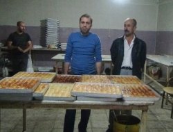 Yüzlerce aileye bayram baklavası