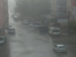 Manisa'da fırtına ve sağanak yağış