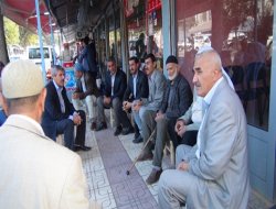 Hüda Par Çınar ilçe teşkilatı esnaf ile bayramlaştı