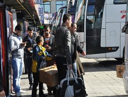 İstanbul Otogarı'nda dönüş izdihamı